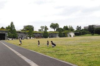 ＜新型コロナ＞外遊び「ずっと待ってた」　昭和記念公園が一部開園