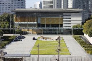 è»Šé€šå‹¤ã€é§è»Šå ´ã‚‚éžèª²ç¨Žã«ã€€æœˆï¼•åƒå††ã§æ”¿åºœã€ä¸Žå…šæ¤œè¨Ž