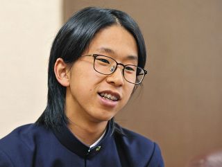 遅咲きの陶芸家 切磋琢磨 富士宮・小割哲也さん、昨年の日展で特選