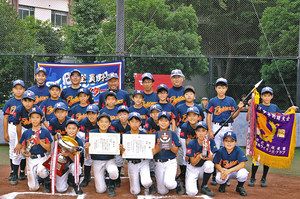 板橋南 Ｖ締め　飯田杯板橋区学童野球大会