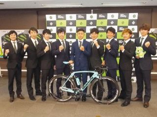 ４選手が県出身　貫く地域密着　来月誕生の自転車プロチーム体制発表