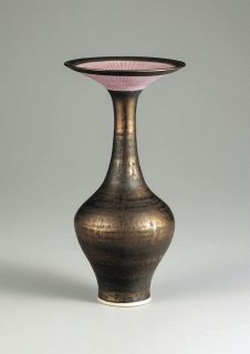 ルーシー・リー展―東西をつなぐ優美のうつわ―　9月13日まで　東京都庭園美術館