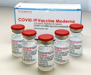 米FDA、新型コロナワクチンの4回目接種を許可　50歳以上や免疫不全者に対象限定