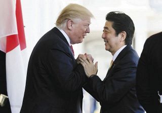「日本の歴史上最も偉大な首相」…トランプ米大統領、安倍首相を称賛　