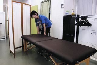 歌舞伎町の「駆け込み寺」　夏休み24時間相談対応　簡易ベッドも用意「困ったらいつでも」