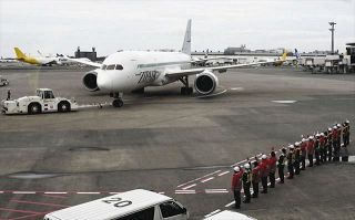 日航傘下のLCC「ジップエア」初の旅客便　成田―ソウル便を就航