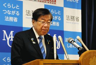 書く人＞実像を浮き彫りに 『岡村昭彦を探して ベトナム戦争を報じた