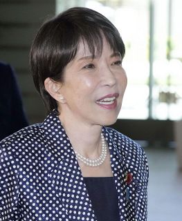 首相、自身のＨＰ一時停止　ＰＨＰ問題へ対策
