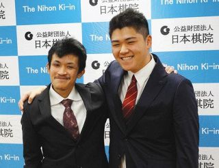 東南アジア初の囲碁プロ棋士　マレーシアの１６歳とインドネシアの１７歳