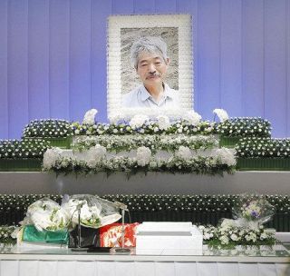 中村さん告別式　平和の志継ぐ誓い　運転手らにも哀悼の意