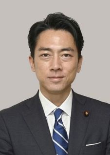 小泉氏陣営、称賛投稿を要請　文春報道、事実関係認める