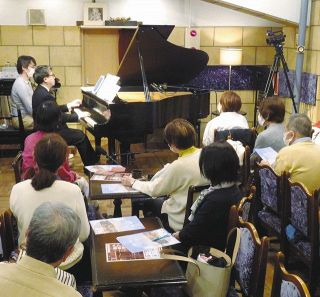 ウクライナ人作曲家のピアノ曲だけを集めたチャリティー演奏会、ネットで有料配信　収益は全額寄付