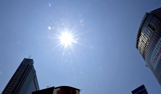 青梅と府中で35.1℃、都心でも34.3℃…都内で今年初「熱中症警戒アラート」　関東各地で猛暑日続く