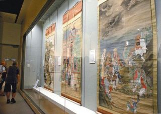 黄檗（おうばく）文化を体感　地元・弘福寺所蔵の作品展　２３日まで