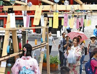 風鈴の涼楽しむ「夏詣」　浅草神社「新しい日本の風習に」