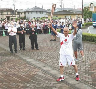 83歳聖火ランナー　滑川・中村さん　五輪無観客胸痛め　選手が実力出せるか心配