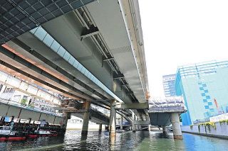 日本橋の上に少し青空見えた　上空覆う首都高の撤去工事を公開