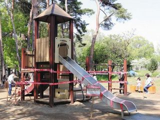 ＜新型コロナ＞公園遊具 使用禁止広がる　県内、子どもの密集・密接警戒