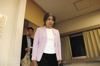 業界の裏をコミカルに暴露「気がつけば生保レディになっていた