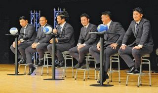 輝く笑顔　７選手に太田市特別栄誉賞　ラグビーＷ杯　活躍たたえる