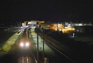 「住民のいない町」JR常磐線双葉駅のある一日　＜あの日から・福島原発事故10年＞